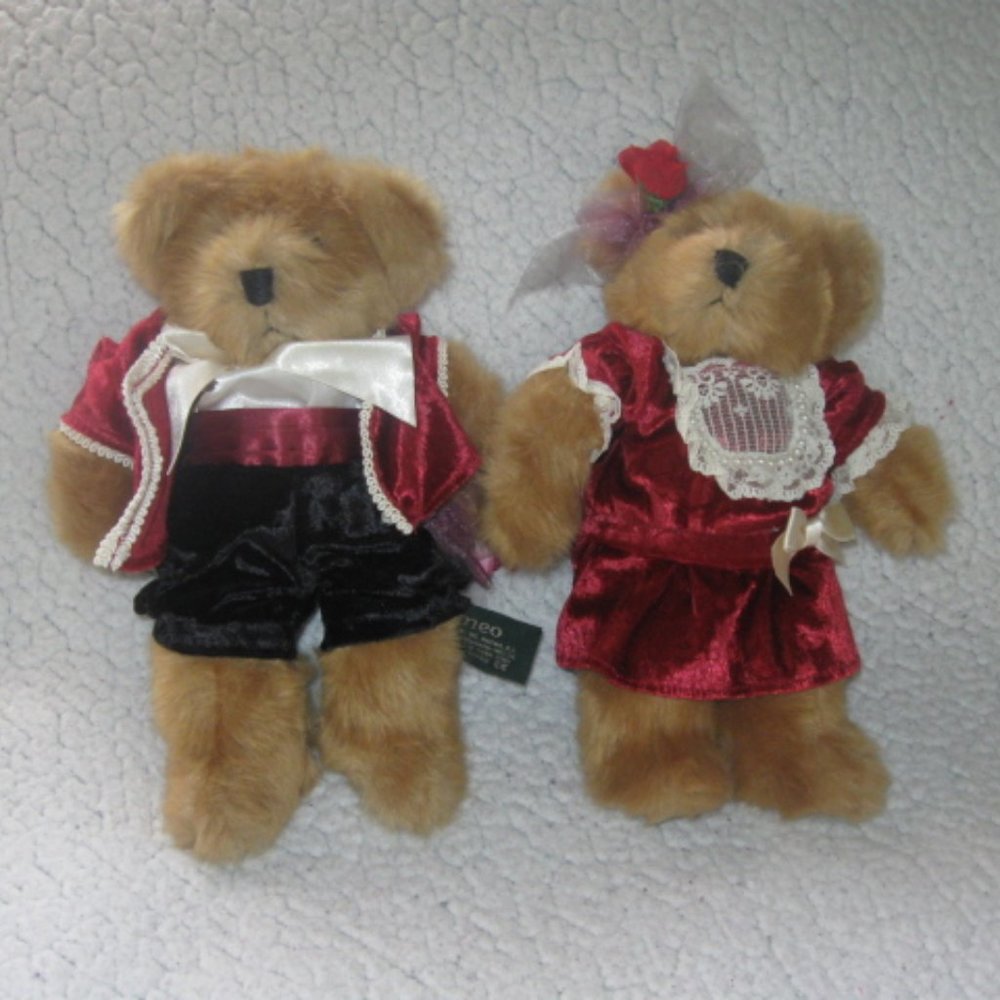 Russ Berrie Romeo and Juliet Teddy Bears